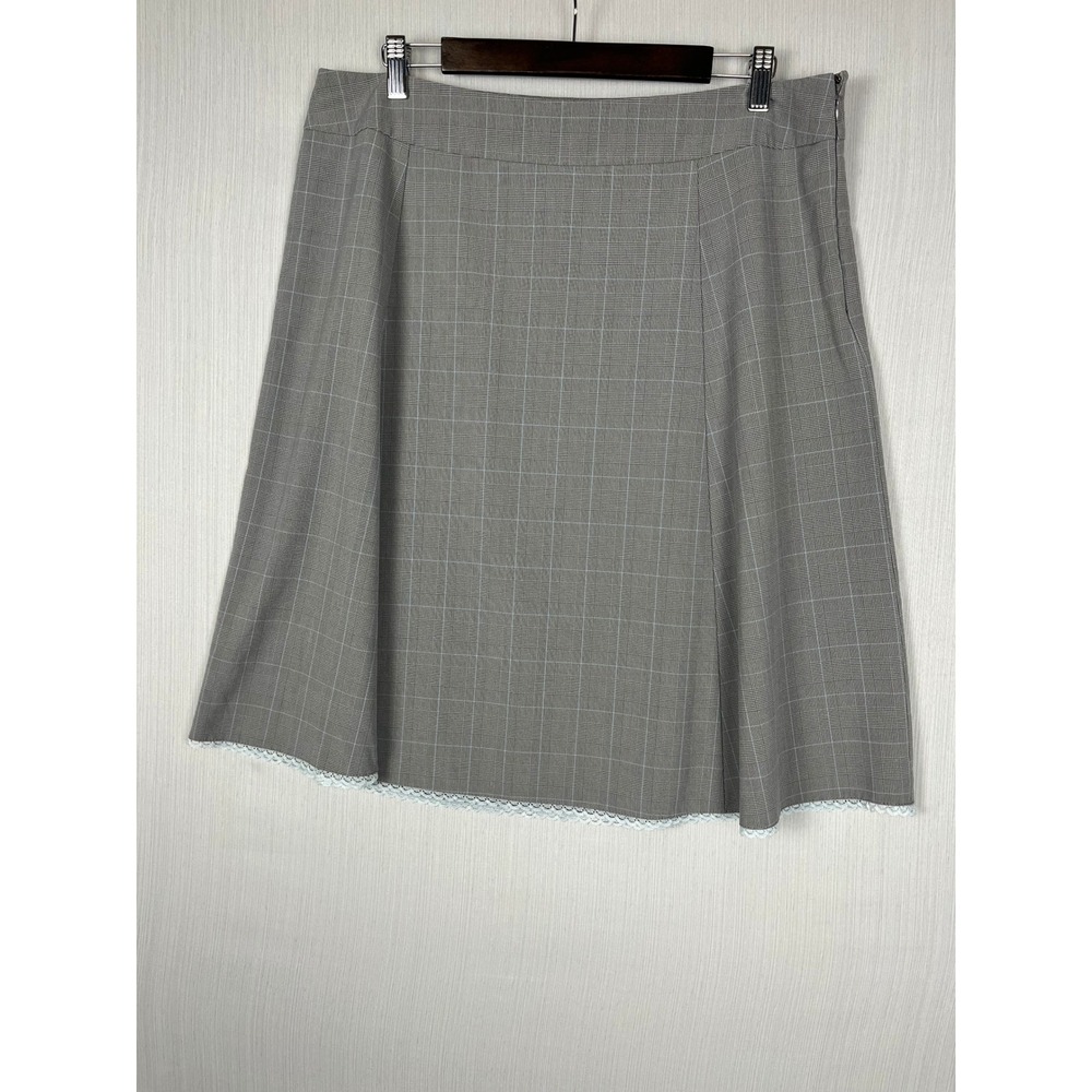 Old Navy Y2K Mini Skirt 14 Gray Plaid A-Line Lace Trim Just Below Waist Preppy